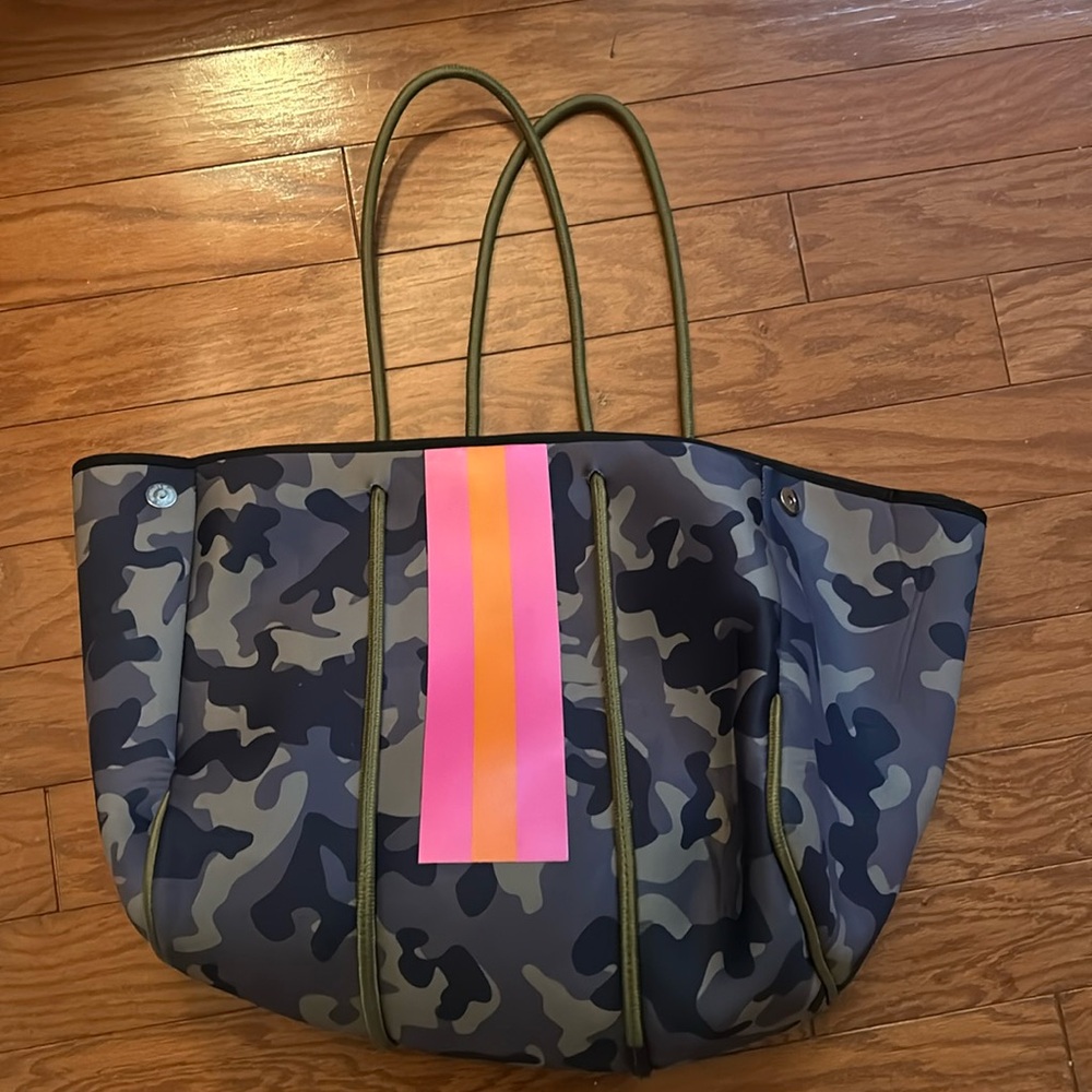 Gorgeous and roomy Neoprene oversized camouflage multi use tote bag